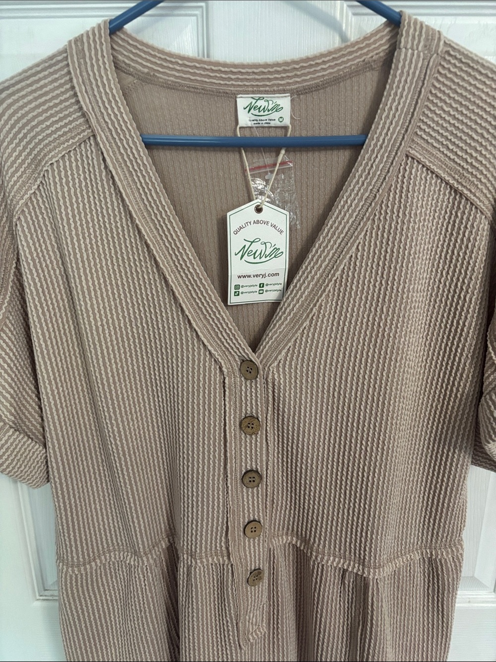 Very J Oatmeal Ribbed Henley Romper - Picture 3 of 8